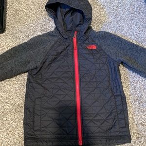 The north face boys jacket